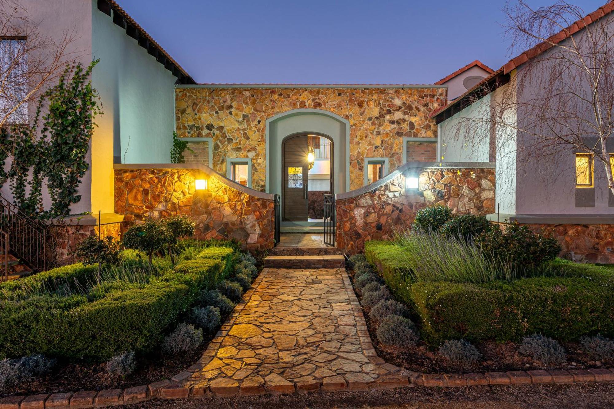Mount High Luxury Country Estate Villa Lydenburg