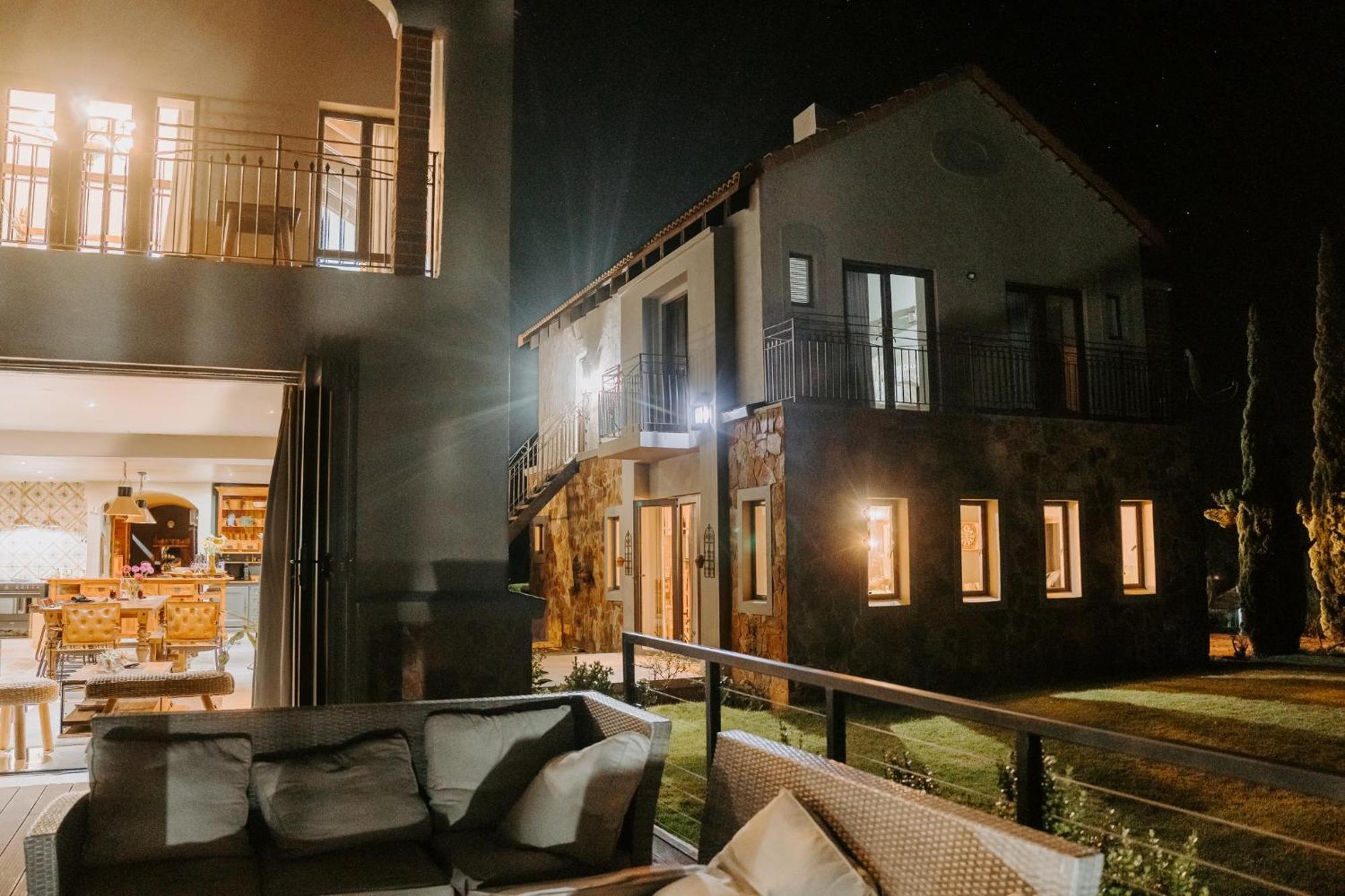 Villa Mount High Luxury Country Estate