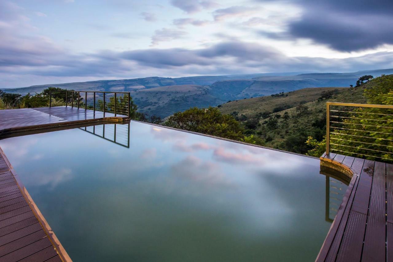Mount High Luxury Country Estate Villa